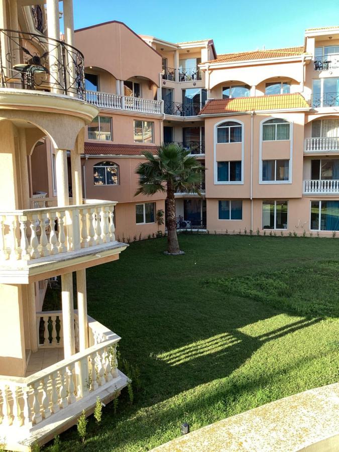 Hacienda Beach Complex- Nicoleta Apartment Sosopol Exterior foto